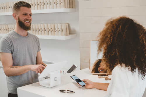 Mengenal Strategi Customer Centric dan Manfaatnya